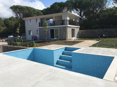 Moderne Villa mit Pool in Zagora